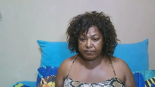 GAIGANTICBOOBS online show from 04/15/26, 05:31