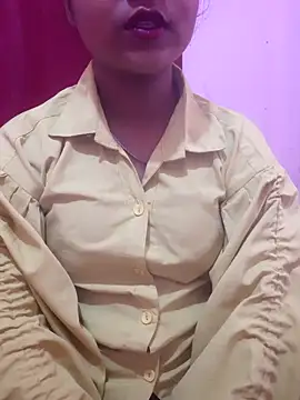 pari rani7 online show from 02/16/26, 03:46