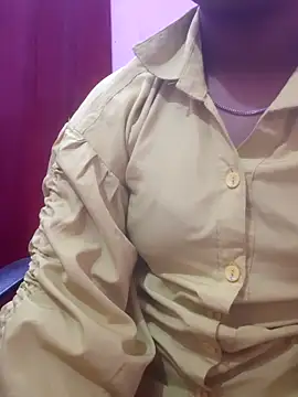 pari rani7 online show from 02/22/26, 03:51