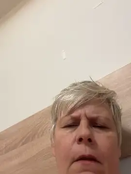 VyC7564 online show from 11/06/25, 10:05