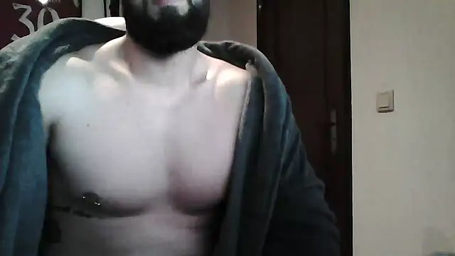 Snapshot of yourfantasy777 chatting on 05/10/26, 01:33 yourfantasy777 online show from 05/10/26, 01:33