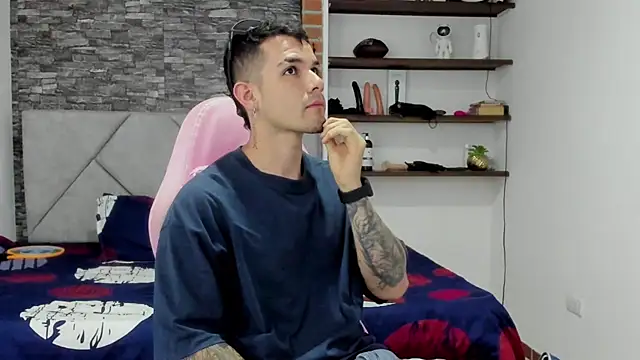 BooyHott  online show from 03/01/26, 07:38