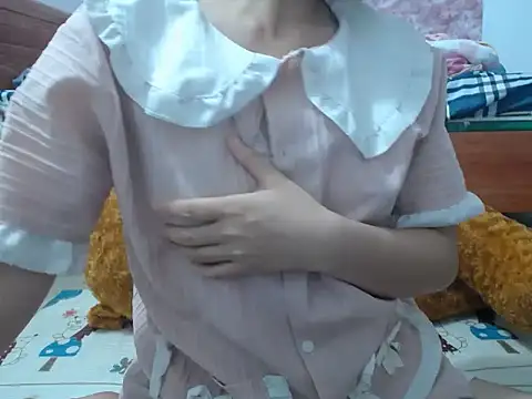 Hannie 26 online show from 10/19/25, 12:50