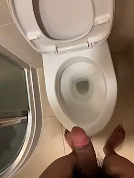 Snapshot of leeyoung_ chatting on 10/10/25, 03:55 leeyoung online show from 10/10/25, 03:55