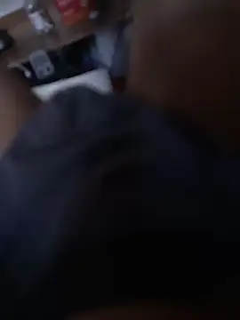 Snapshot of leeyoung_ chatting on 10/29/25, 07:21 leeyoung online show from 10/29/25, 07:21