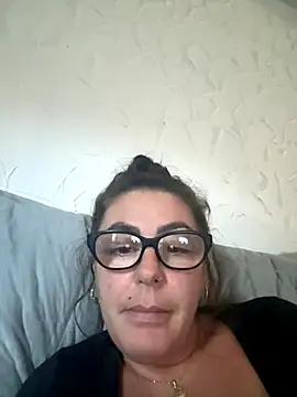 Rileyxxx69 online show from 09/20/25, 08:43