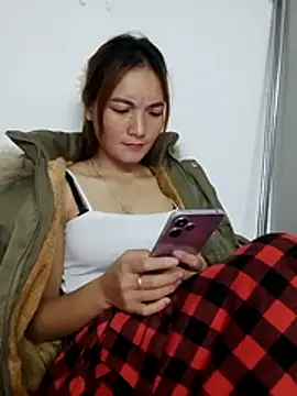 Snapshot of phuongxinhxan chatting on 01/09/26, 12:52 phuongxinhxan online show from 01/09/26, 12:52