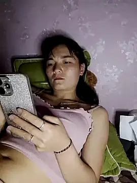 Snapshot of phuongxinhxan chatting on 02/13/26, 12:56 phuongxinhxan online show from 02/13/26, 12:56