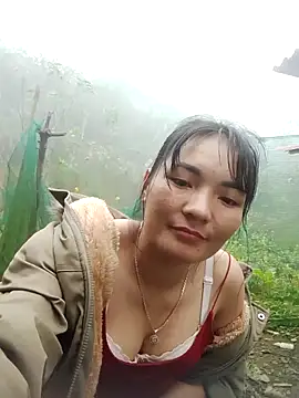 Snapshot of phuongxinhxan chatting on 02/22/26, 05:51 phuongxinhxan online show from 02/22/26, 05:51