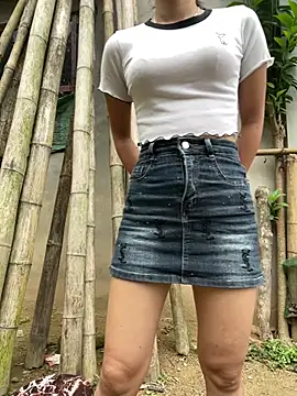 phuongxinhxan online show from 04/24/26, 12:57