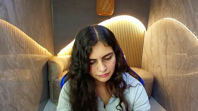 dany r  online show from 10/28/25, 01:14