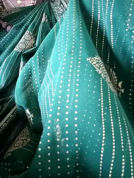 sweetqueen143 online show from 10/25/25, 04:31