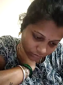 sweetqueen143 online show from 11/23/25, 05:13