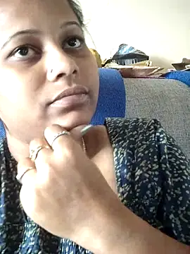 sweetqueen143 online show from 01/07/26, 05:43