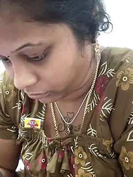 sweetqueen143 online show from 02/08/26, 11:57