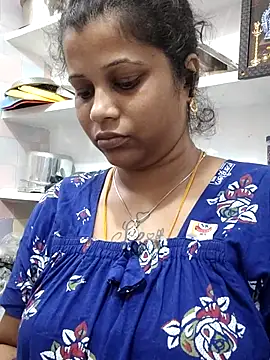 sweetqueen143 online show from 03/16/26, 07:45