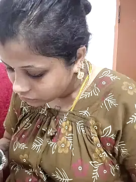 sweetqueen143 online show from 04/19/26, 03:00