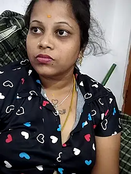 sweetqueen143 online show from 05/15/26, 11:12