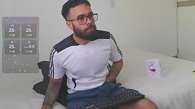 htrebor87 online show from 10/07/25, 06:49