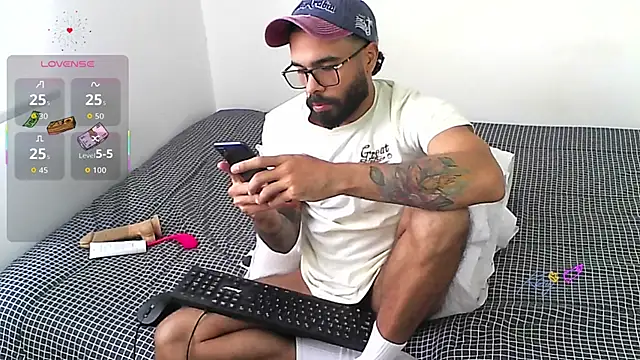 htrebor87 online show from 04/05/26, 09:23