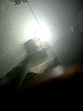 AgitatedStrip9 online show from 09/25/25, 05:27