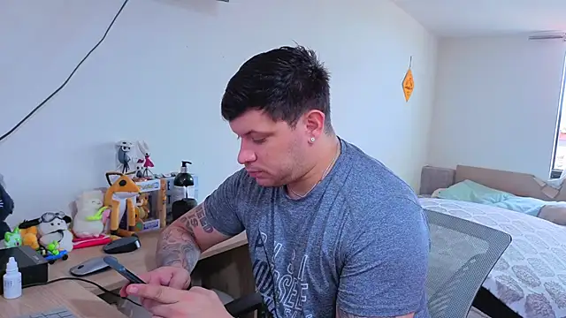 ryden 01 online show from 12/16/25, 06:46