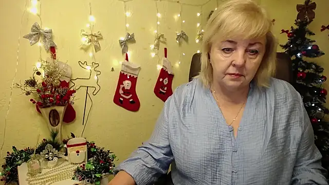 MilenaWedxy online show from 12/18/25, 06:08