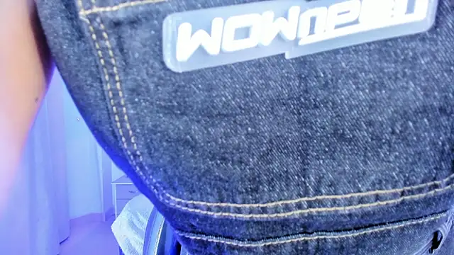 Gyal 8  online show from 02/05/26, 04:06