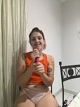 Snapshot of xvalentinaof chatting on 02/03/26, 06:40 xvalentinaof online show from 02/03/26, 06:40