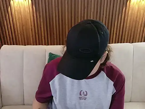 dirty feelena online show from 12/19/25, 07:32