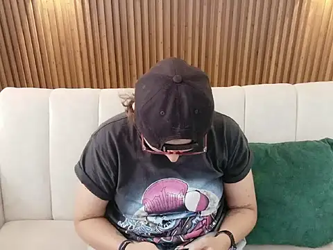 dirty feelena online show from 01/16/26, 04:33