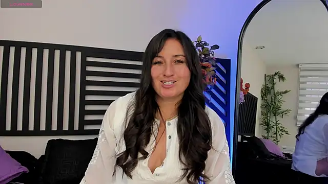 Snapshot of angela_fiory chatting on 09/29/25, 06:13 angela fiory online show from 09/29/25, 06:13