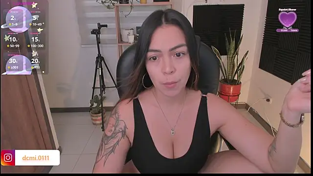 Snapshot of TaniaVelvet chatting on 11/10/25, 06:40 TaniaVelvet online show from 11/10/25, 06:40