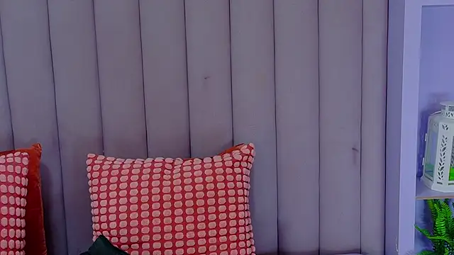 MyApril   online show from 04/23/26, 12:40