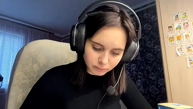 Snapshot of MollyPartey chatting on 09/30/25, 02:22 MollyPartey online show from 09/30/25, 02:22