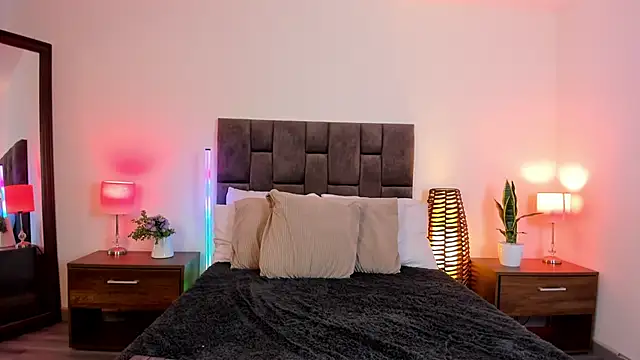 Aliccecullen online show from 02/04/26, 01:06