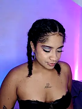 Snapshot of camilafoox7 chatting on 09/27/25, 11:21 camilafoox7 online show from 09/27/25, 11:21