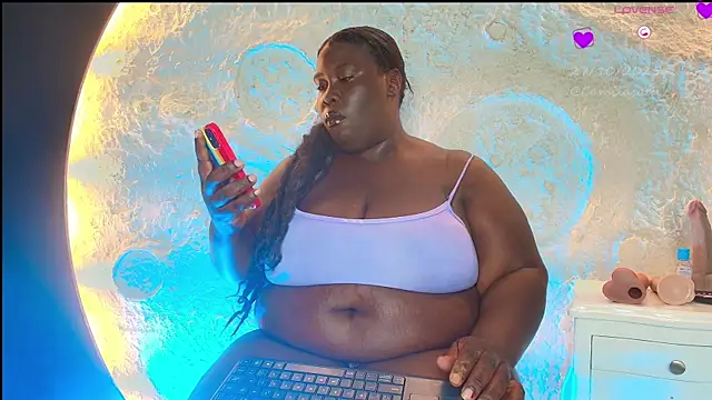 CarolinaGomez  online show from 10/27/25, 07:29