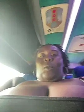 CarolinaGomez  online show from 04/11/26, 04:44