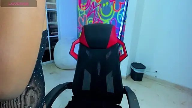 ZOE ROSE4 online show from 11/29/25, 08:56