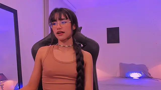 Rouse Monroe online show from 12/01/25, 03:33