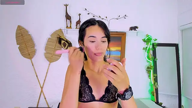 Snapshot of Rouse_Monroe chatting on 02/20/26, 11:54 Rouse Monroe online show from 02/20/26, 11:54