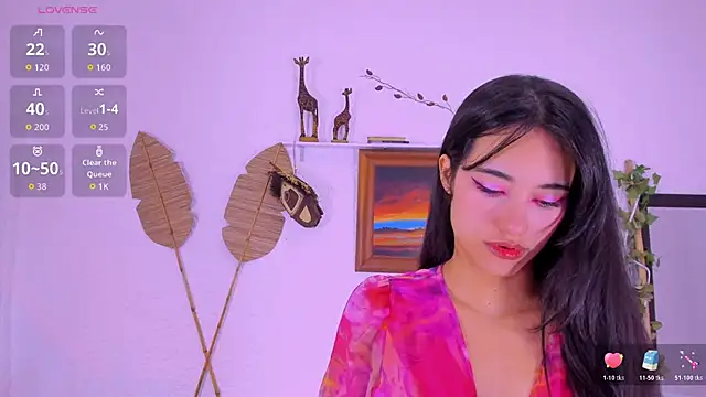 Snapshot of Rouse_Monroe chatting on 02/25/26, 12:04 Rouse Monroe online show from 02/25/26, 12:04