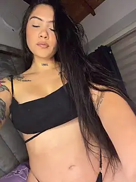 liahouses online show from 01/11/26, 01:43