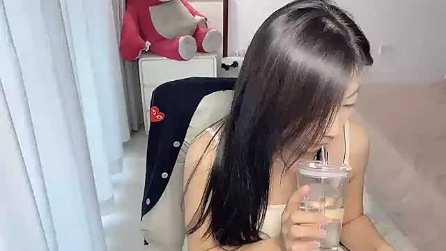 Mien-MM online show from 11/17/25, 08:42