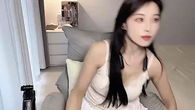 Mien-MM online show from 12/03/25, 08:45