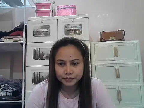 Snapshot of Amarrahlyn chatting on 07/18/26, 10:08 Amarrahlyn online show from 07/18/26, 10:08