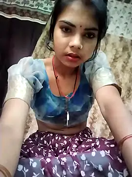 PRACHI-743 online show from 11/18/25, 01:44