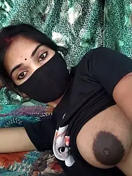 Snapshot of PRACHI-743 chatting on 05/09/26, 01:00 PRACHI-743 online show from 05/09/26, 01:00