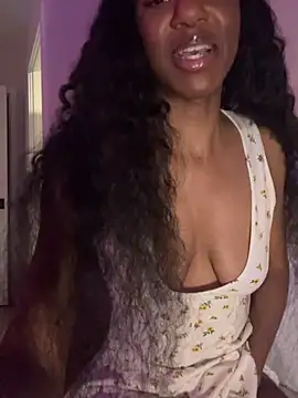 LoveDreaux online show from 04/11/26, 05:01